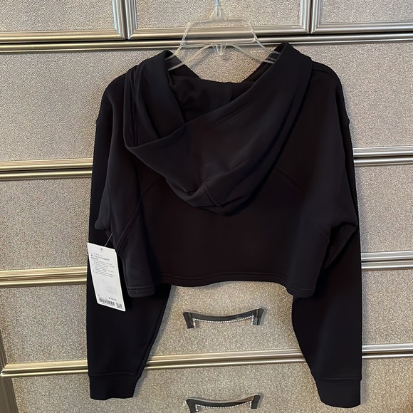 New With Tags never worn - Picture 2 of 4